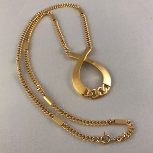 Vintage Trifari gold necklace